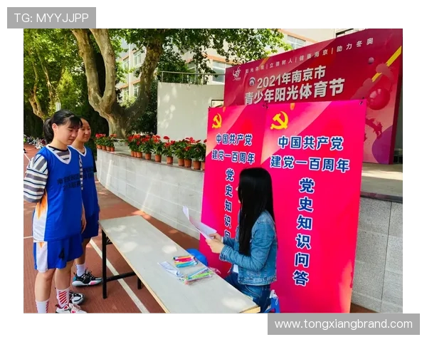 历史性突破！清华火神队摘得国内首场机器人足球 3v3 AI 赛桂冠