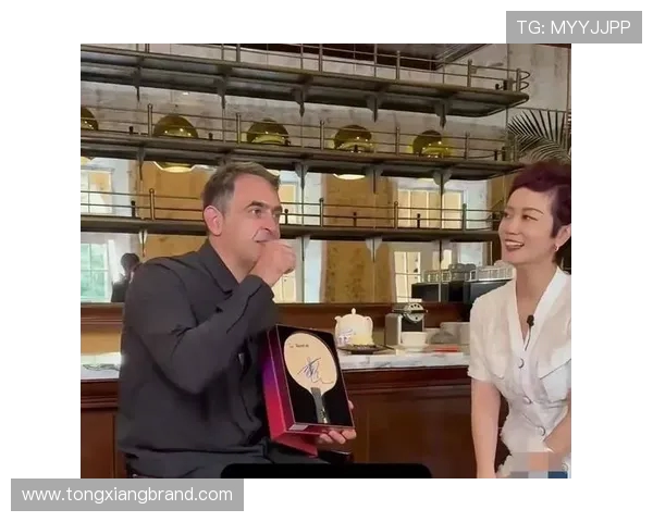 王楚钦追星天花板!奥沙利文亲签球杆 + 手写寄语,跨项目双向奔赴引热议 王楚钦追星天花板!奥沙利文亲签球杆 + 手写寄语,跨项目双向奔赴引热议