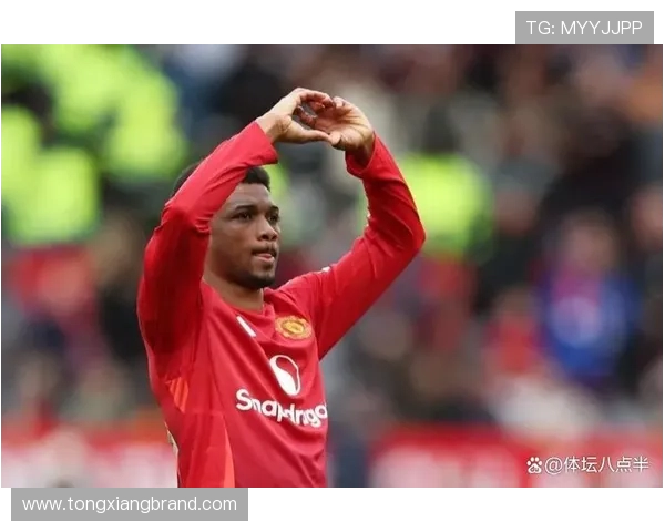 迪亚洛续约曼联！科特迪瓦飞翼化身红魔新拳王，锋线暴力美学再升级